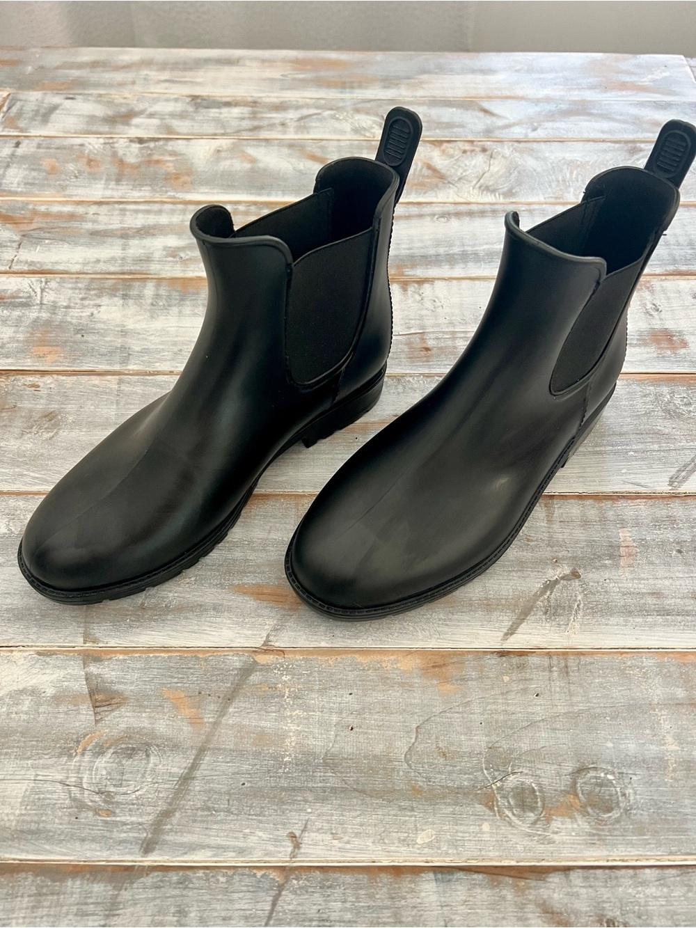 Black Asgard Rain Boots - Classic Slip-On Waterproof